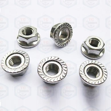 Đai ốc liền long đen inox 304